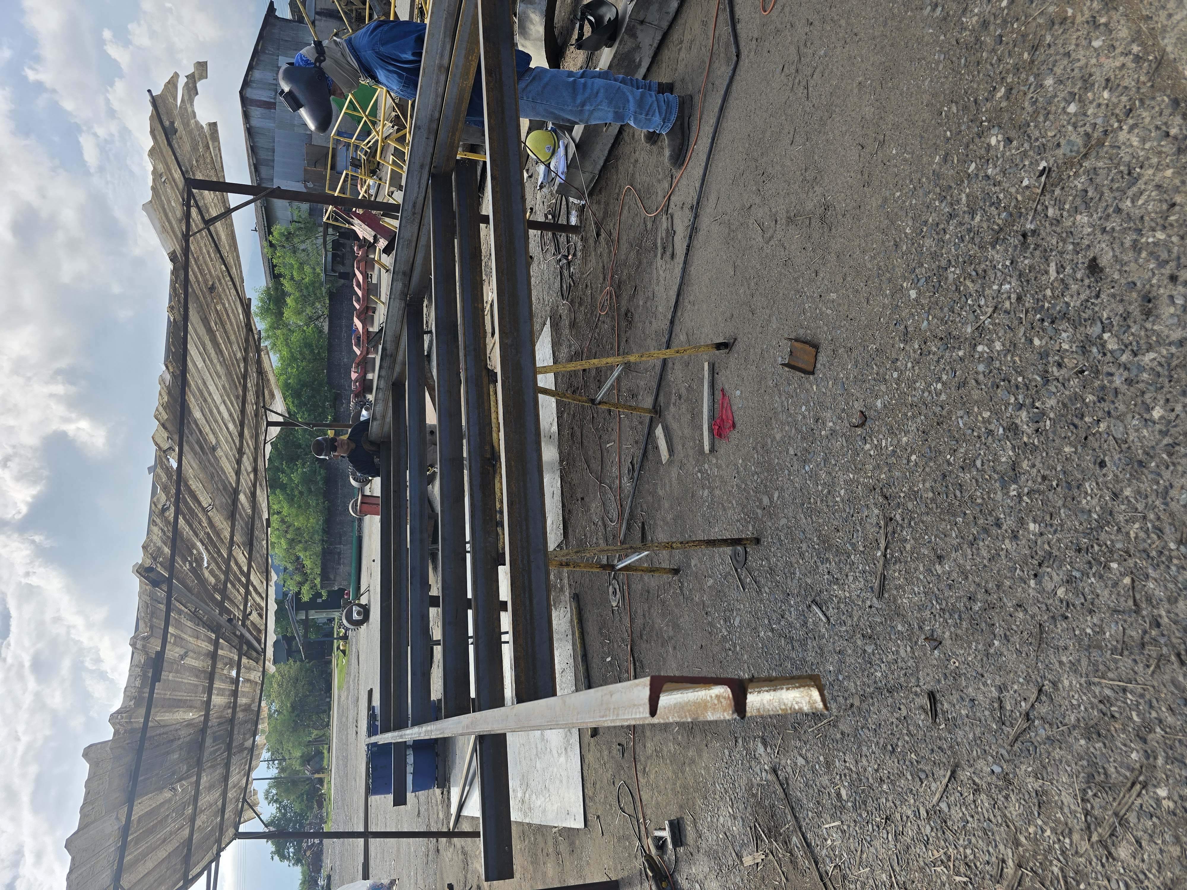 Fabricación de Sistema de lavado en seco en la mesa de caña